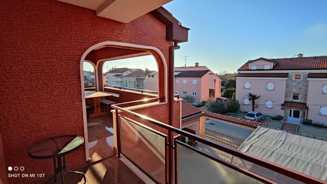 Apartments Marla Porec Exterior photo